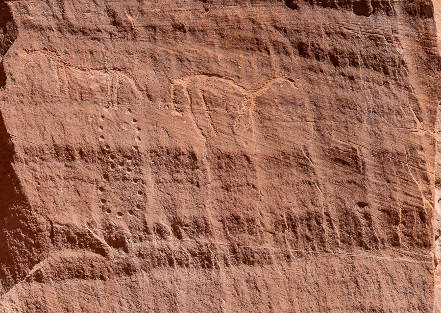Petroglyphs in Canyon de Chelly